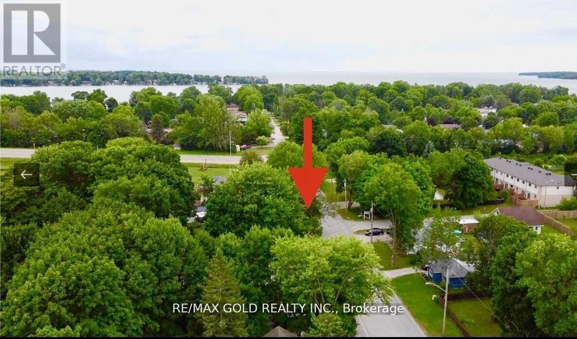 89 Simcoe Street, Orillia, Ontario  L3V 1G6 - Photo 21 - S12413321