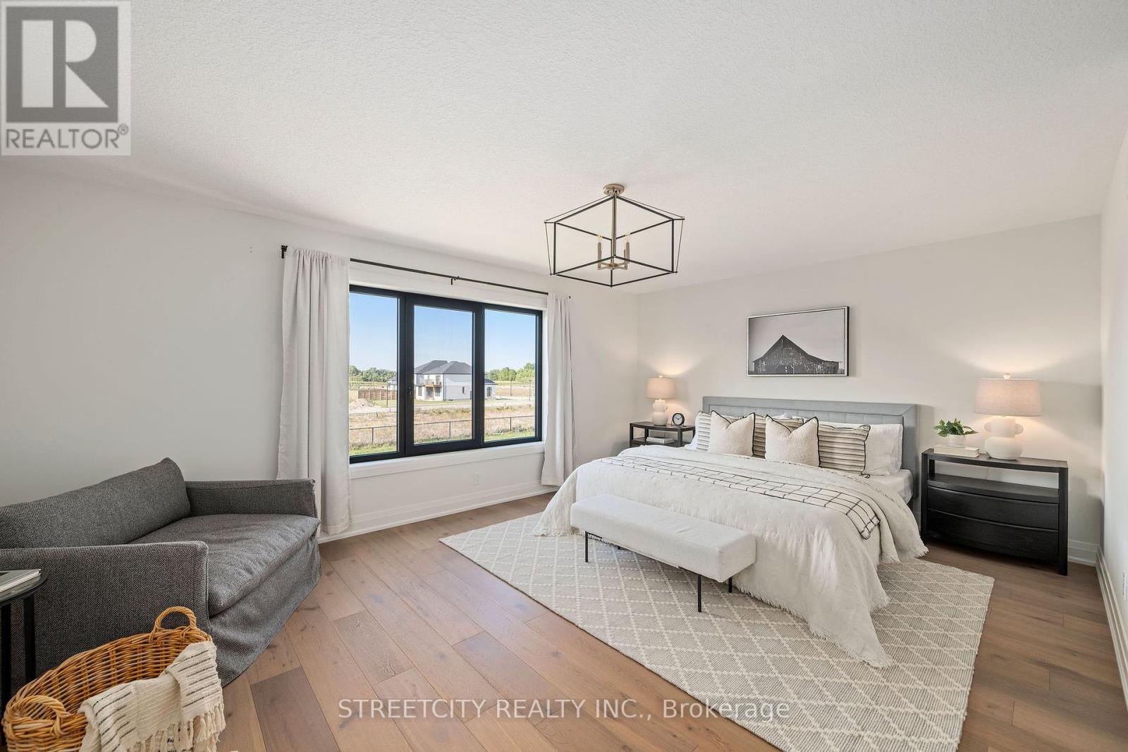 6354 Old Garrison Boulevard, London South, Ontario  N6P 0L4 - Photo 22 - X12413402