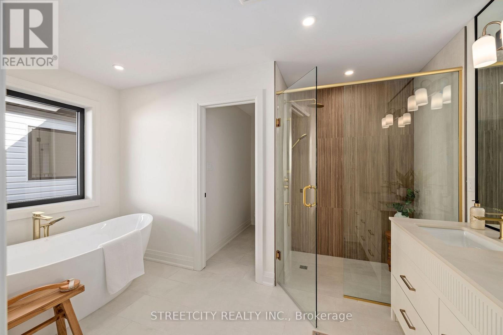 6354 Old Garrison Boulevard, London South, Ontario  N6P 0L4 - Photo 24 - X12413402