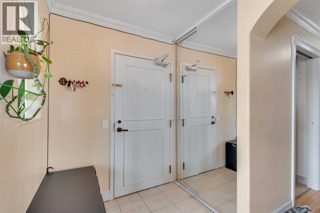 407, 145 Point Drive Nw, Calgary, Alberta  T3B 4W1 - Photo 5 - A2234412