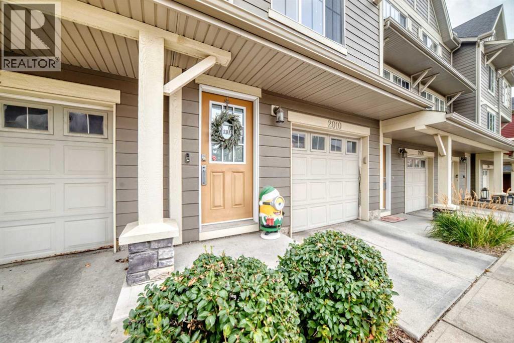 2010, 125 Panatella Way Nw, Calgary, Alberta  T3K 0R9 - Photo 3 - A2257204
