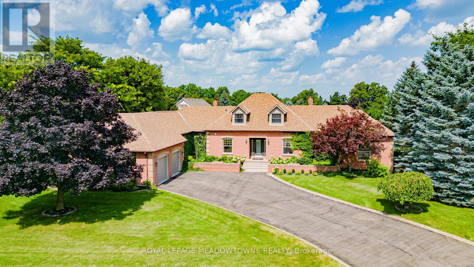 3 Appelbe Court, Halton Hills (Stewarttown), Ontario  L7G 4S5 - Photo 1 - W12413240