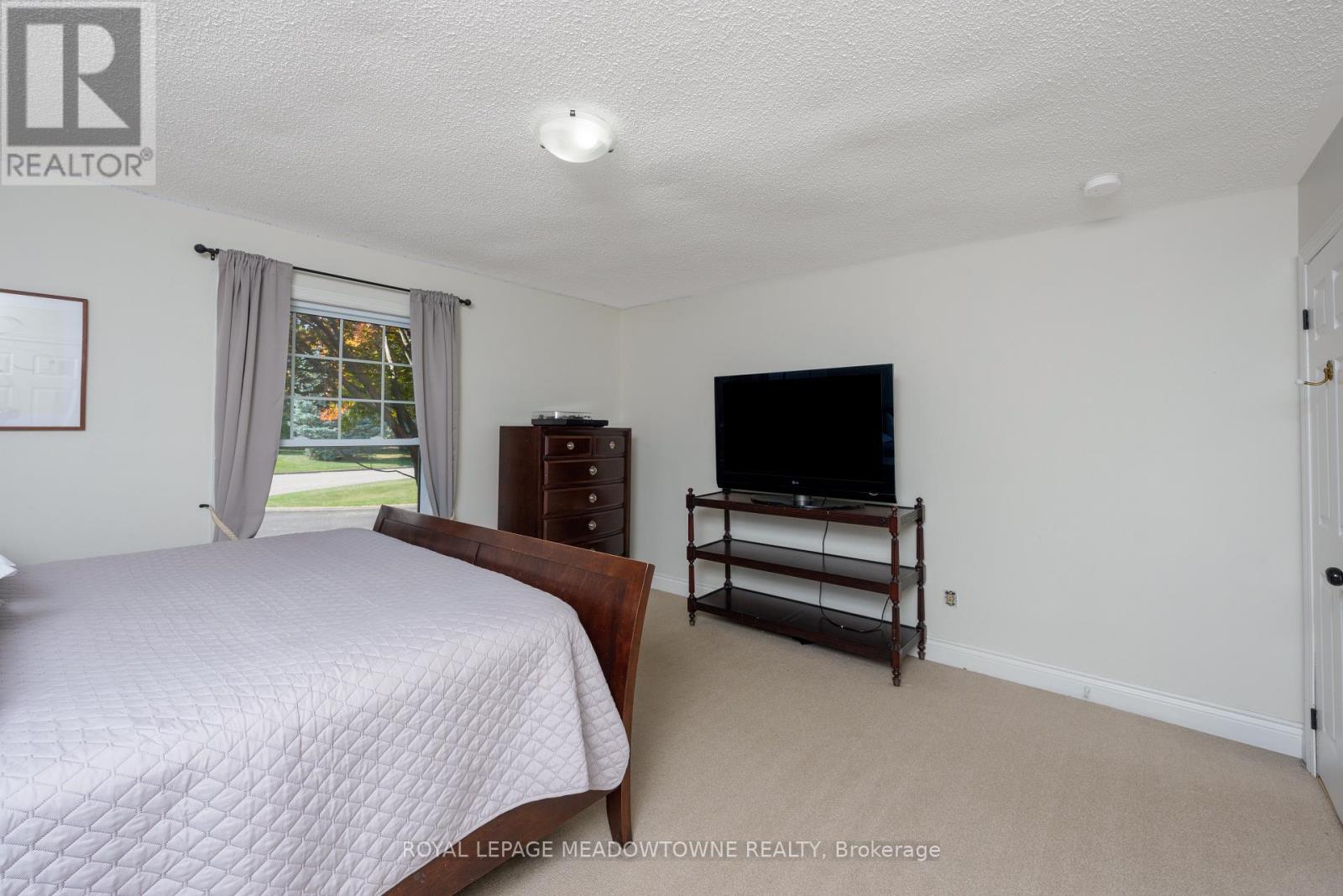 3 Appelbe Court, Halton Hills (Stewarttown), Ontario  L7G 4S5 - Photo 18 - W12413240