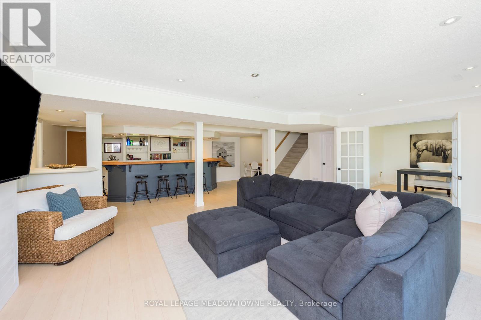 3 Appelbe Court, Halton Hills (Stewarttown), Ontario  L7G 4S5 - Photo 37 - W12413240