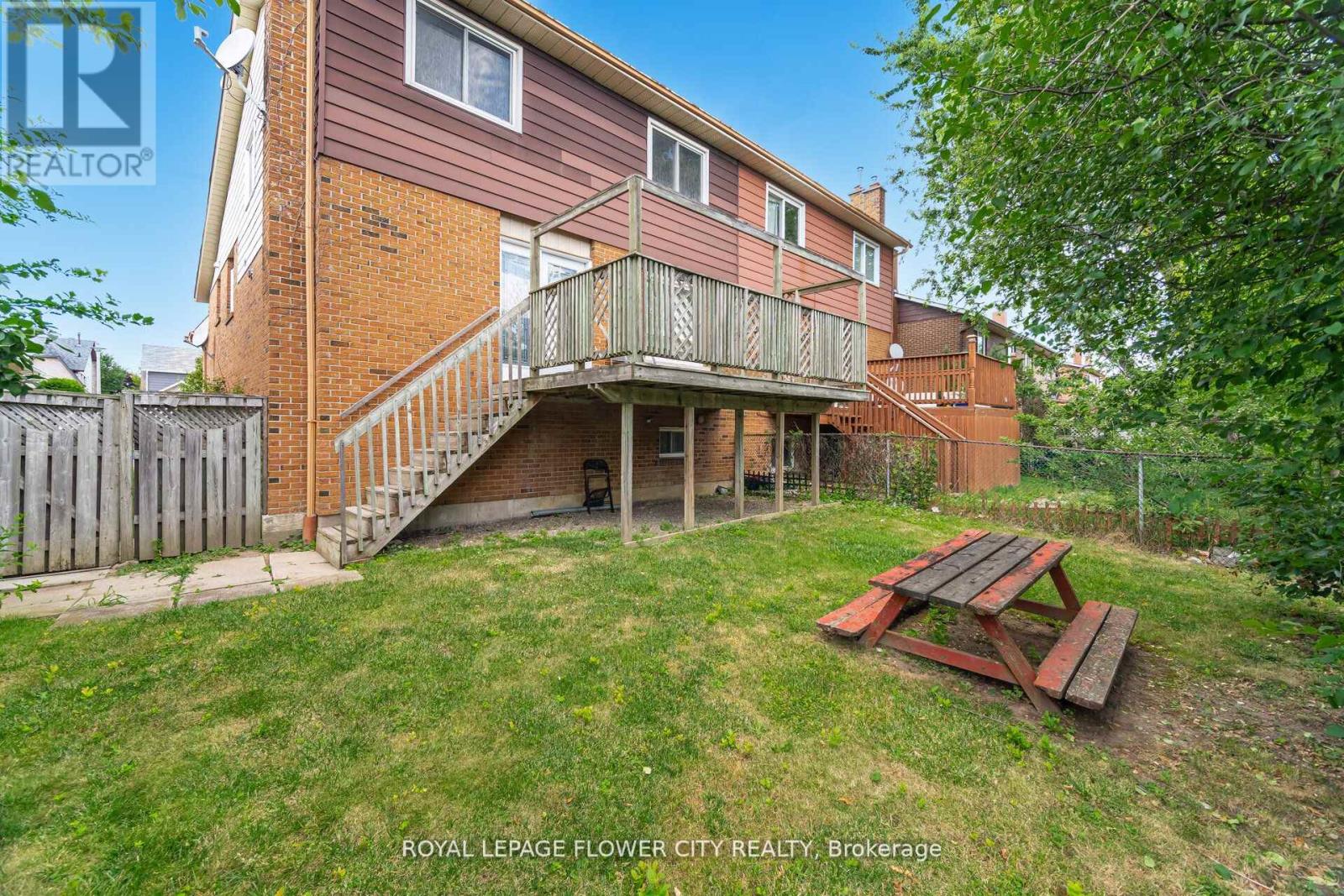 376 Hansen Road N, Brampton, Ontario  L6V 3P7 - Photo 42 - W12413273