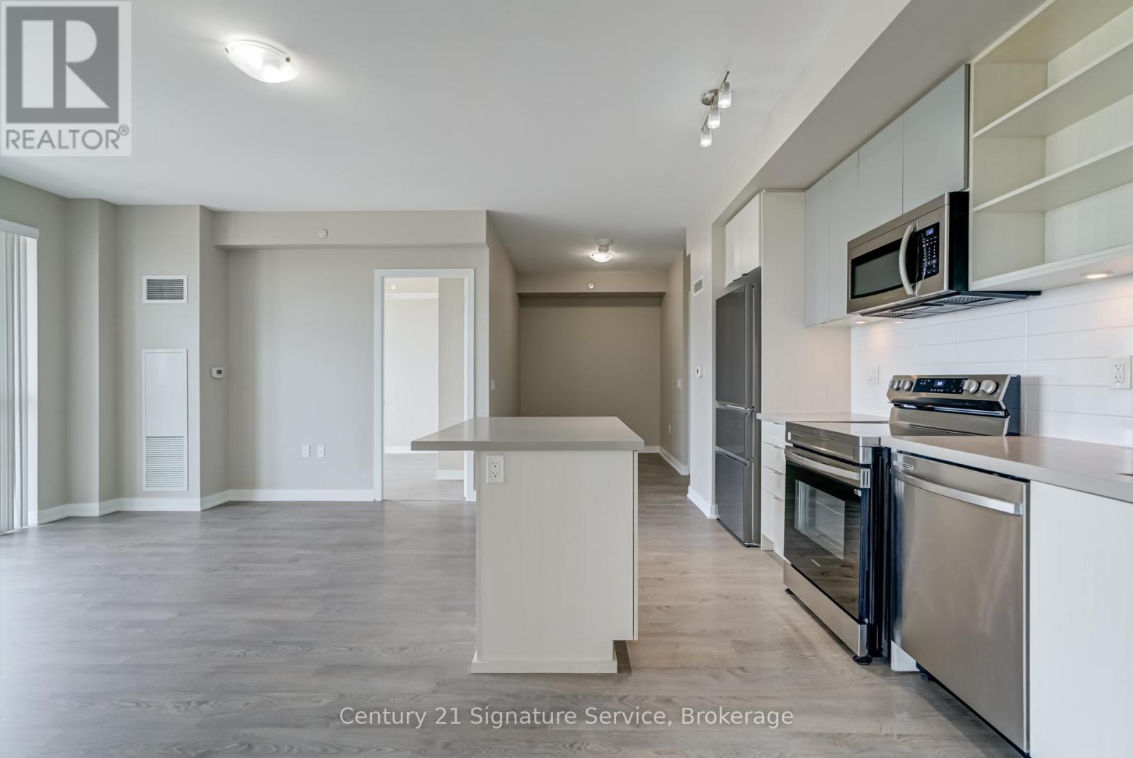 304 - 4677 Glen Erin Drive, Mississauga, Ontario  L5M 2E5 - Photo 13 - W12413286