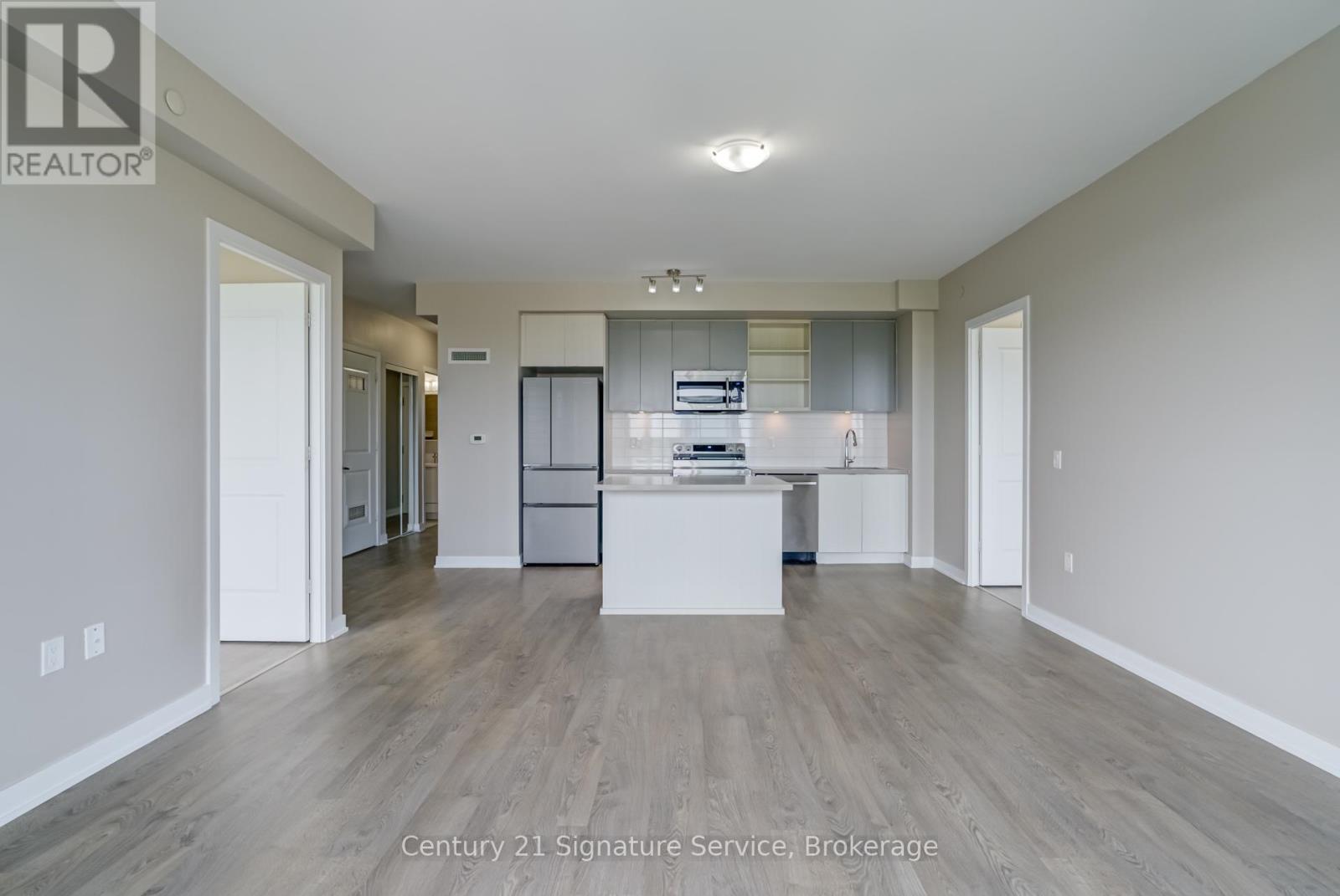 304 - 4677 Glen Erin Drive, Mississauga, Ontario  L5M 2E5 - Photo 17 - W12413286