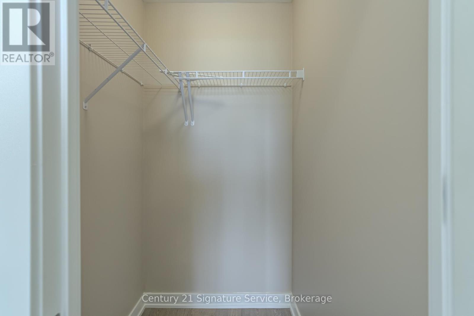 304 - 4677 Glen Erin Drive, Mississauga, Ontario  L5M 2E5 - Photo 23 - W12413286