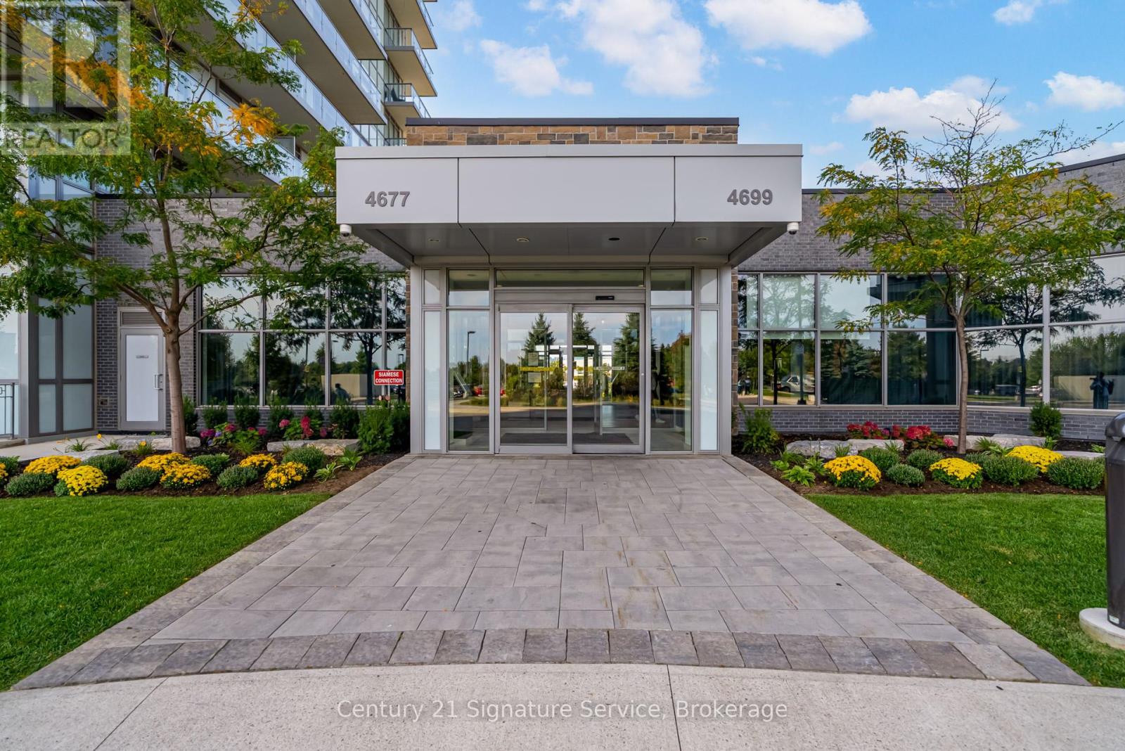 304 - 4677 Glen Erin Drive, Mississauga, Ontario  L5M 2E5 - Photo 4 - W12413286