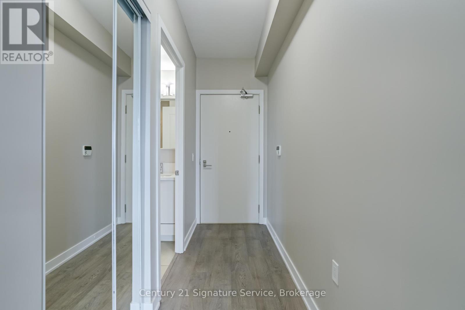 304 - 4677 Glen Erin Drive, Mississauga, Ontario  L5M 2E5 - Photo 6 - W12413286