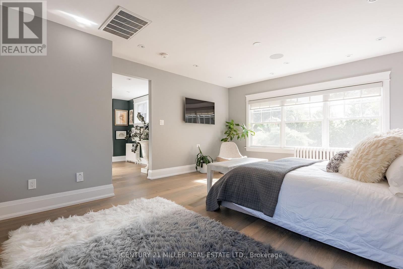 340 Spruce Street, Oakville, Ontario  L6J 2H1 - Photo 21 - W12413352