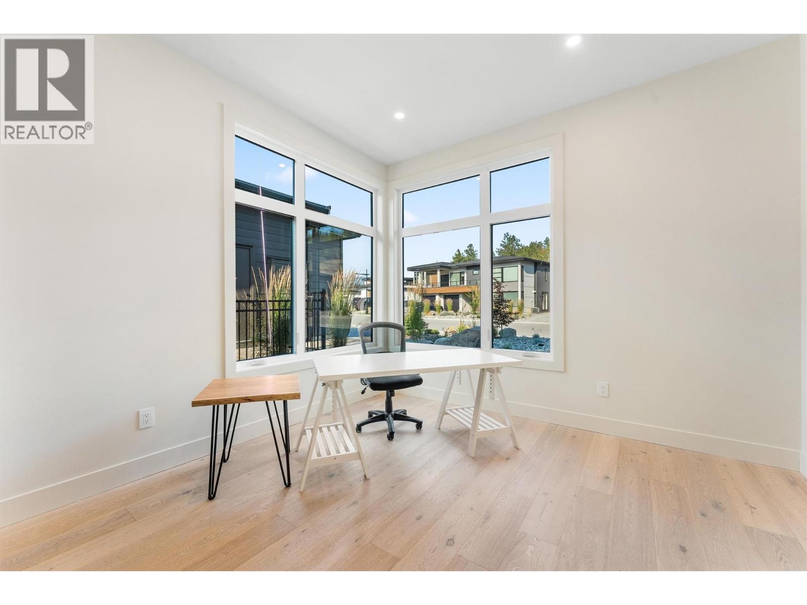 10218 Beacon Hill Drive, Lake Country, British Columbia  V4V 0A9 - Photo 38 - 10363252