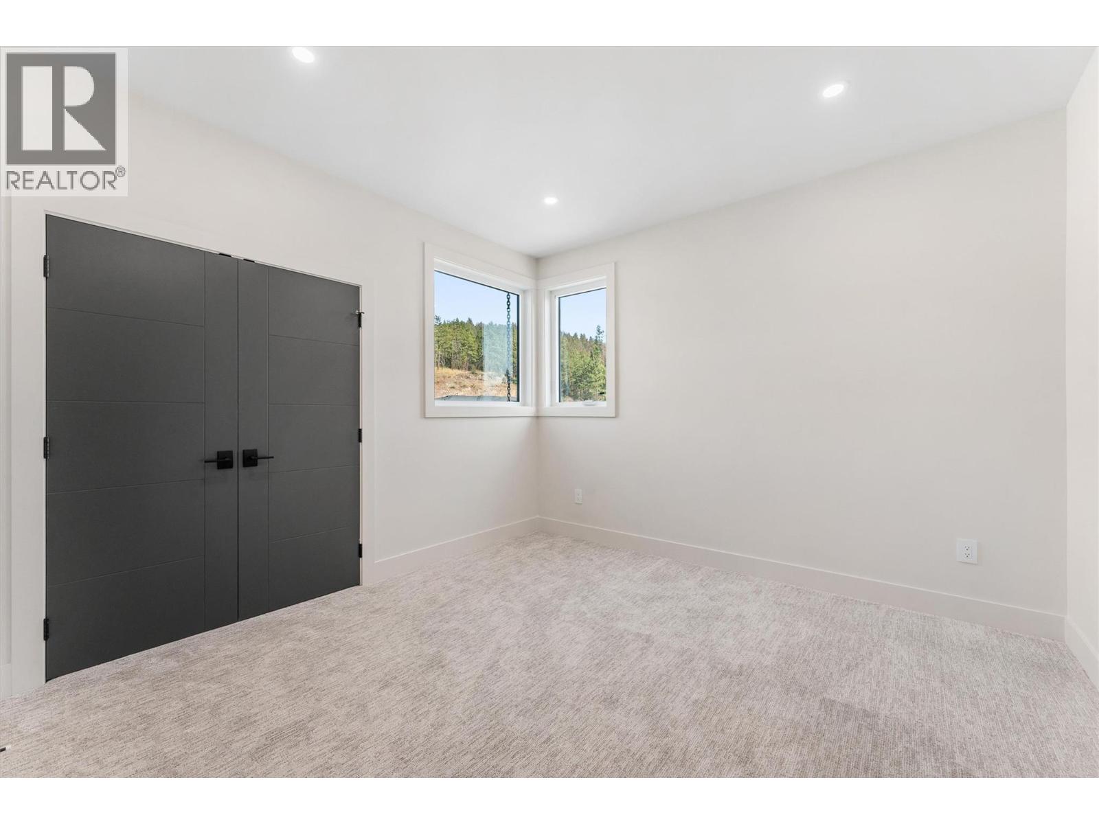 10218 Beacon Hill Drive, Lake Country, British Columbia  V4V 0A9 - Photo 47 - 10363252