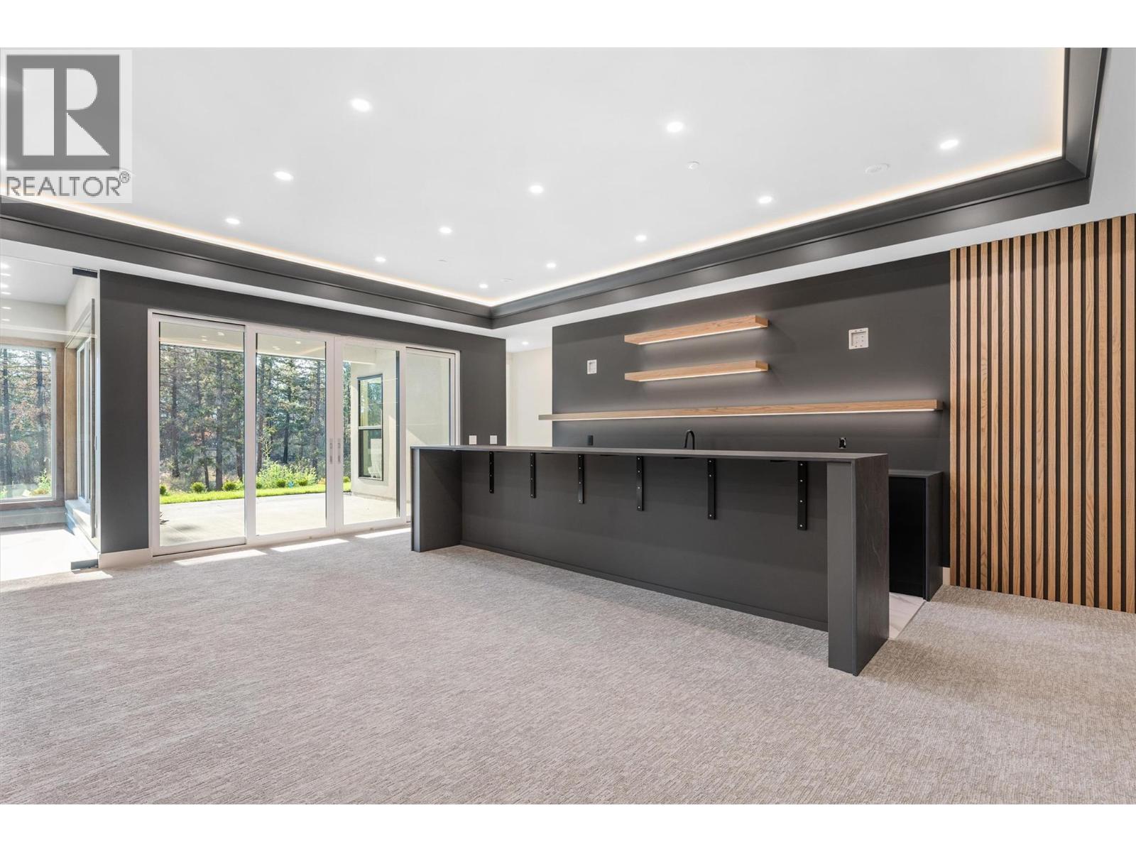 10218 Beacon Hill Drive, Lake Country, British Columbia  V4V 0A9 - Photo 56 - 10363252