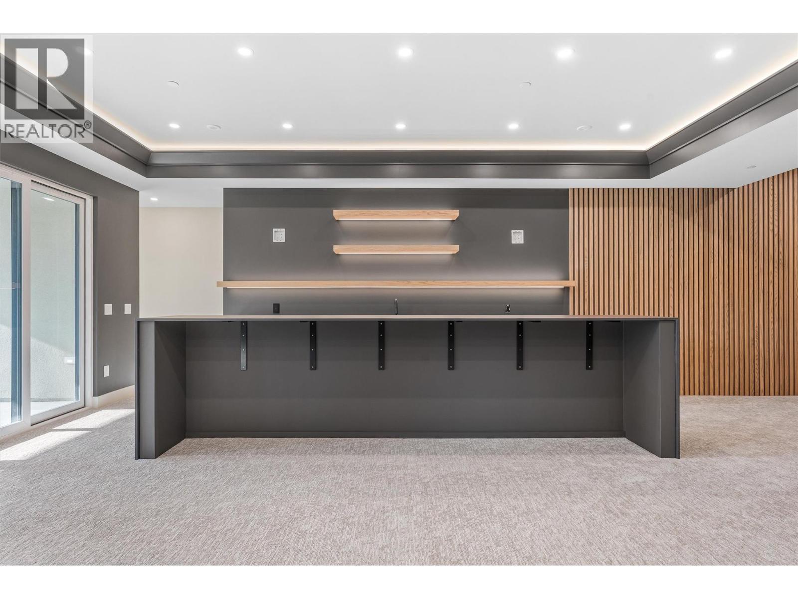 10218 Beacon Hill Drive, Lake Country, British Columbia  V4V 0A9 - Photo 60 - 10363252