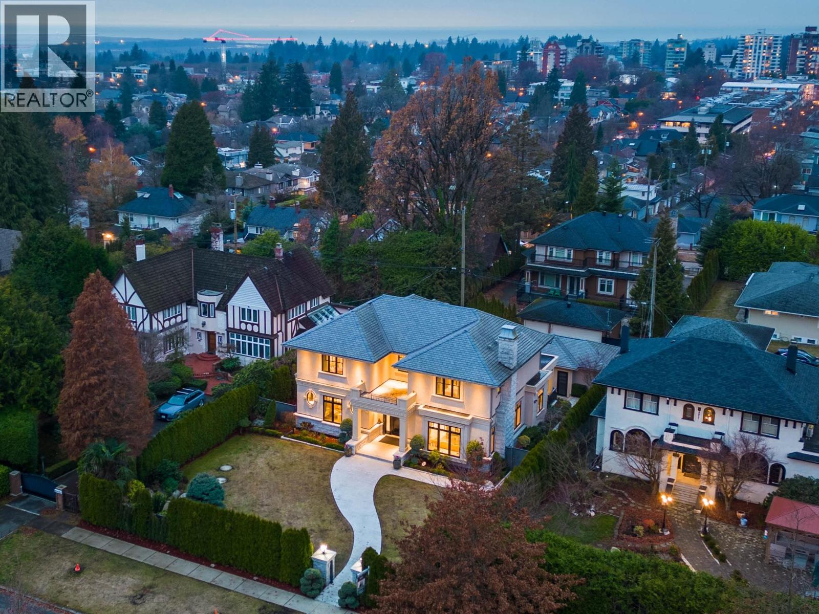 5755 ANGUS DRIVE, Vancouver, British Columbia