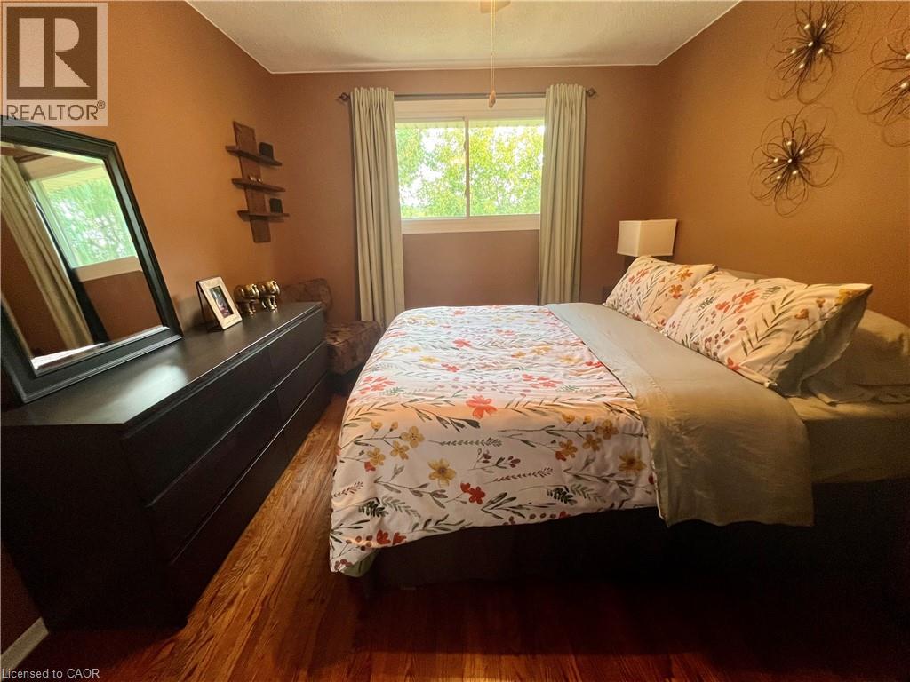 42 Seymour Avenue, St. Catharines, Ontario  L2P 1A7 - Photo 8 - 40771204