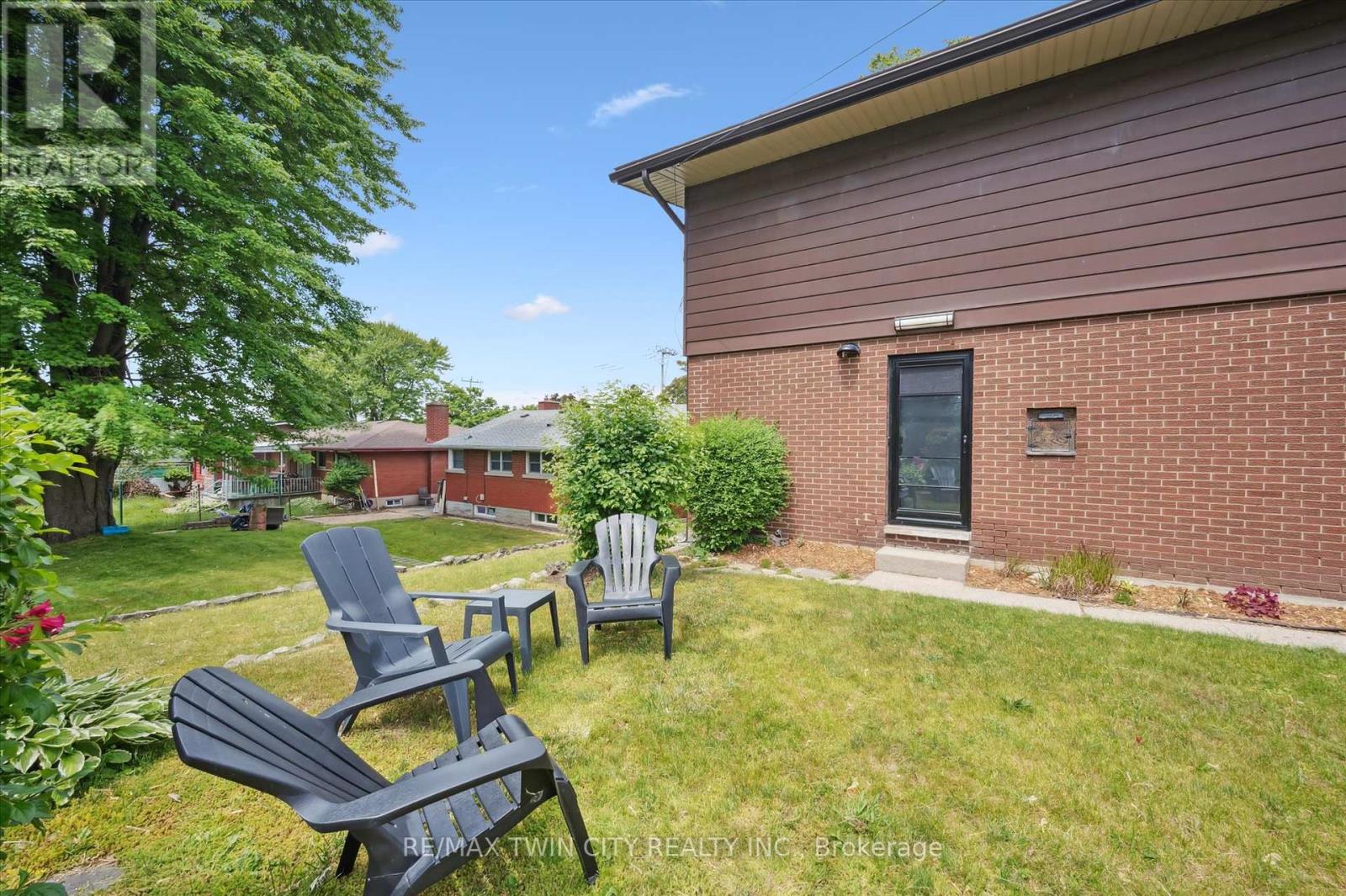 321 Dixon Street, Kitchener, Ontario  N2G 3G1 - Photo 22 - X12413317