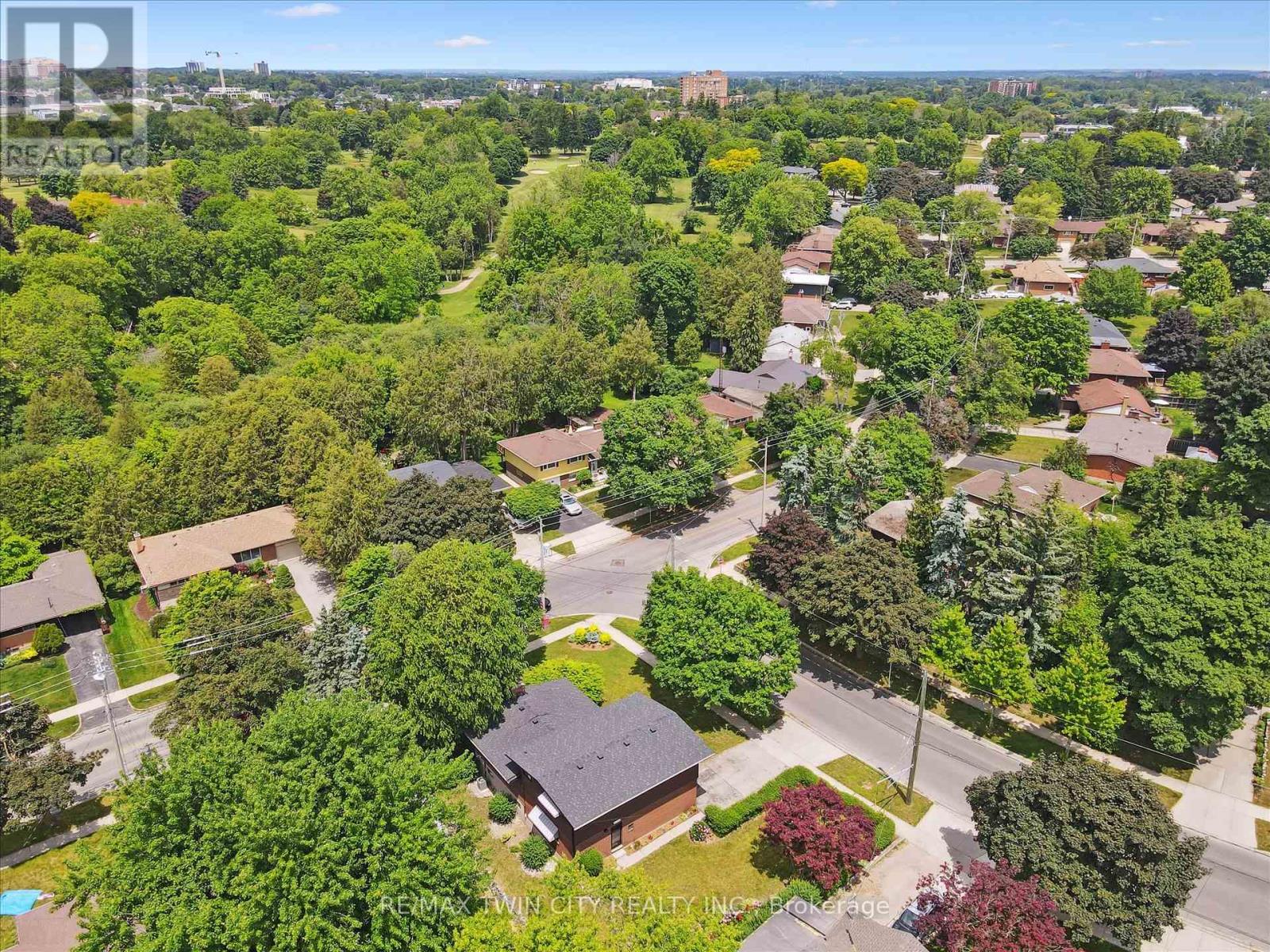 321 Dixon Street, Kitchener, Ontario  N2G 3G1 - Photo 26 - X12413317