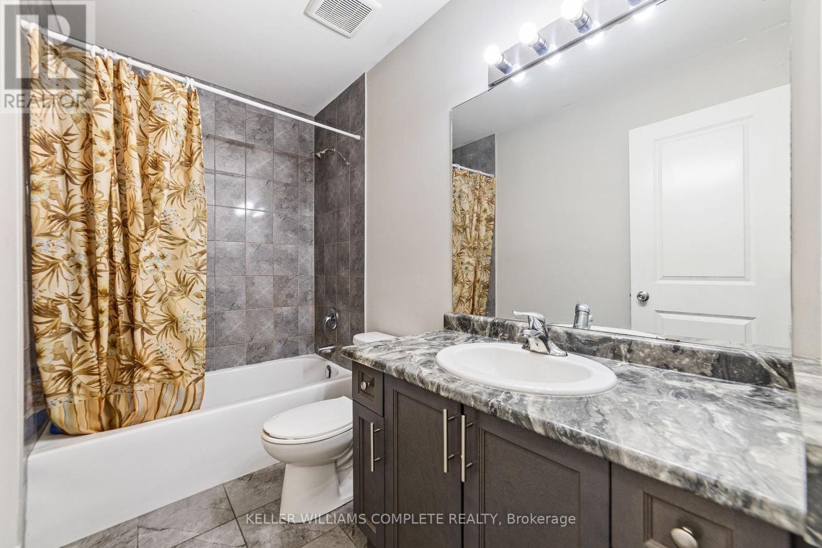 14 Serenity Lane, Hamilton, Ontario  L0R 1P0 - Photo 15 - X12413326