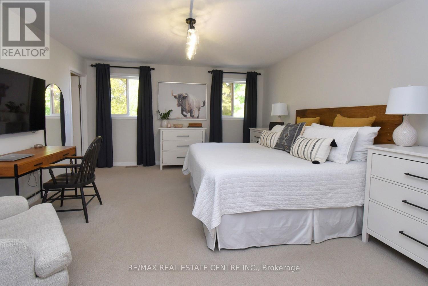 35 Eringate Drive, Hamilton (Stoney Creek Mountain), Ontario  L8J 3Y4 - Photo 26 - X12413339