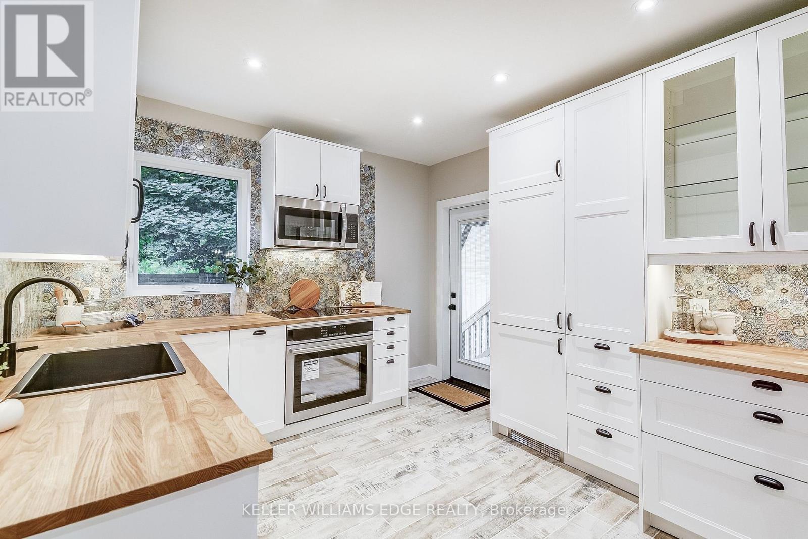 32 Cumberland Avenue, Hamilton, Ontario  L8M 1Y7 - Photo 12 - X12413351