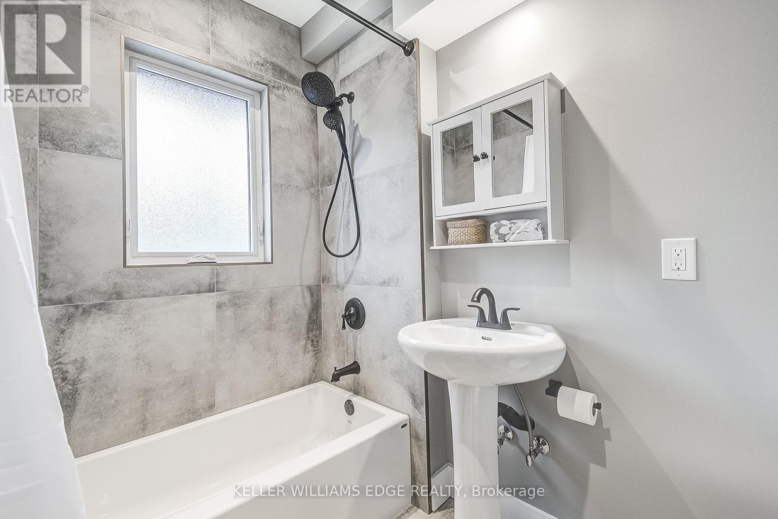 32 Cumberland Avenue, Hamilton, Ontario  L8M 1Y7 - Photo 27 - X12413351