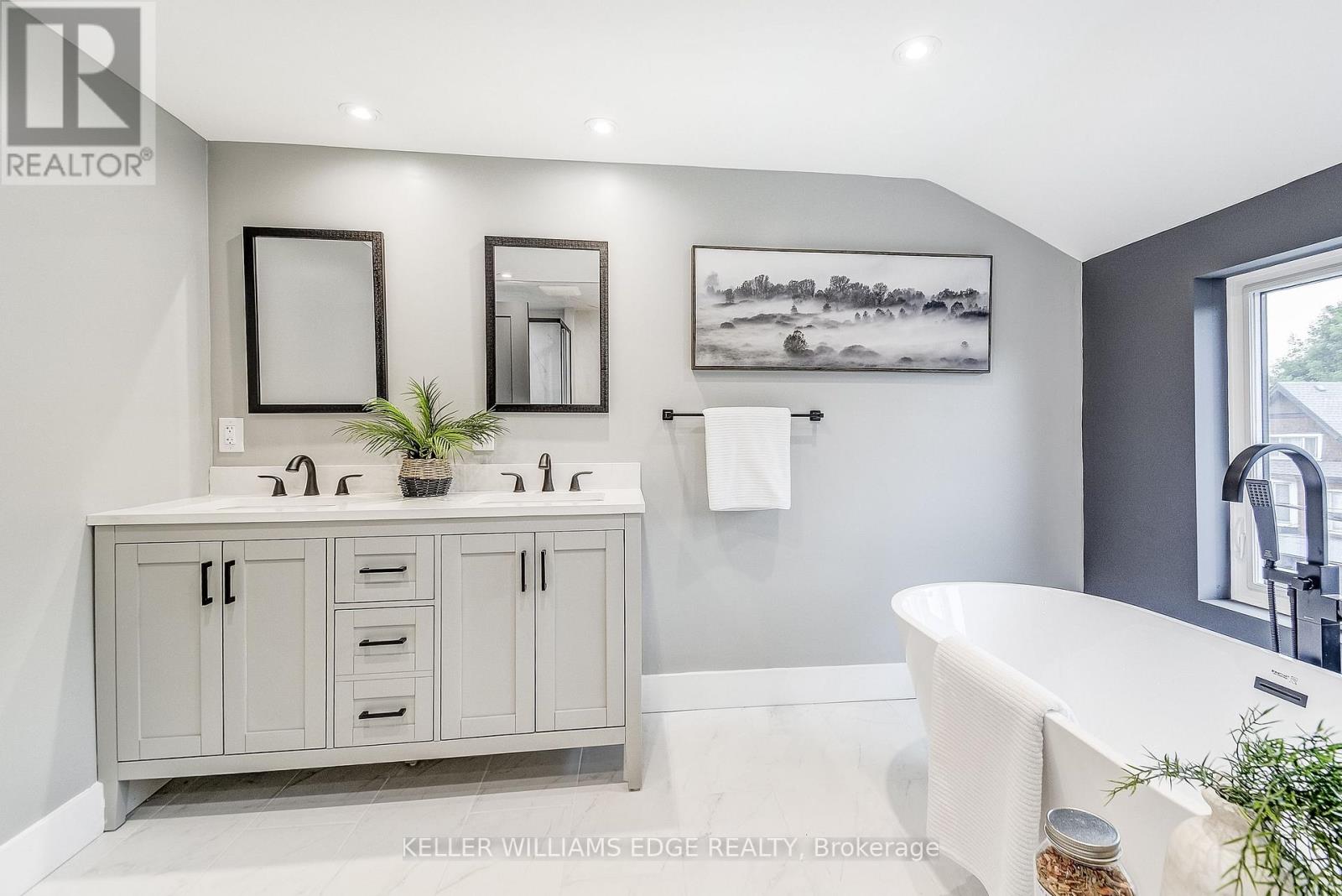 32 Cumberland Avenue, Hamilton, Ontario  L8M 1Y7 - Photo 33 - X12413351