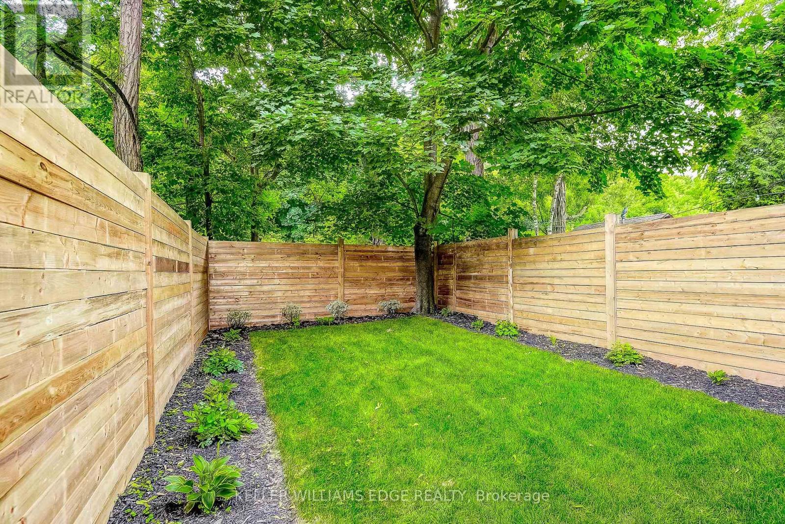 32 Cumberland Avenue, Hamilton, Ontario  L8M 1Y7 - Photo 43 - X12413351