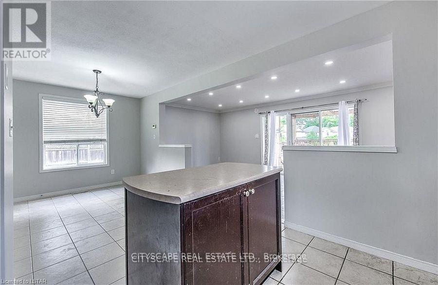 481 Marconi Boulevard, London East, Ontario  N5V 5E7 - Photo 22 - X12413353