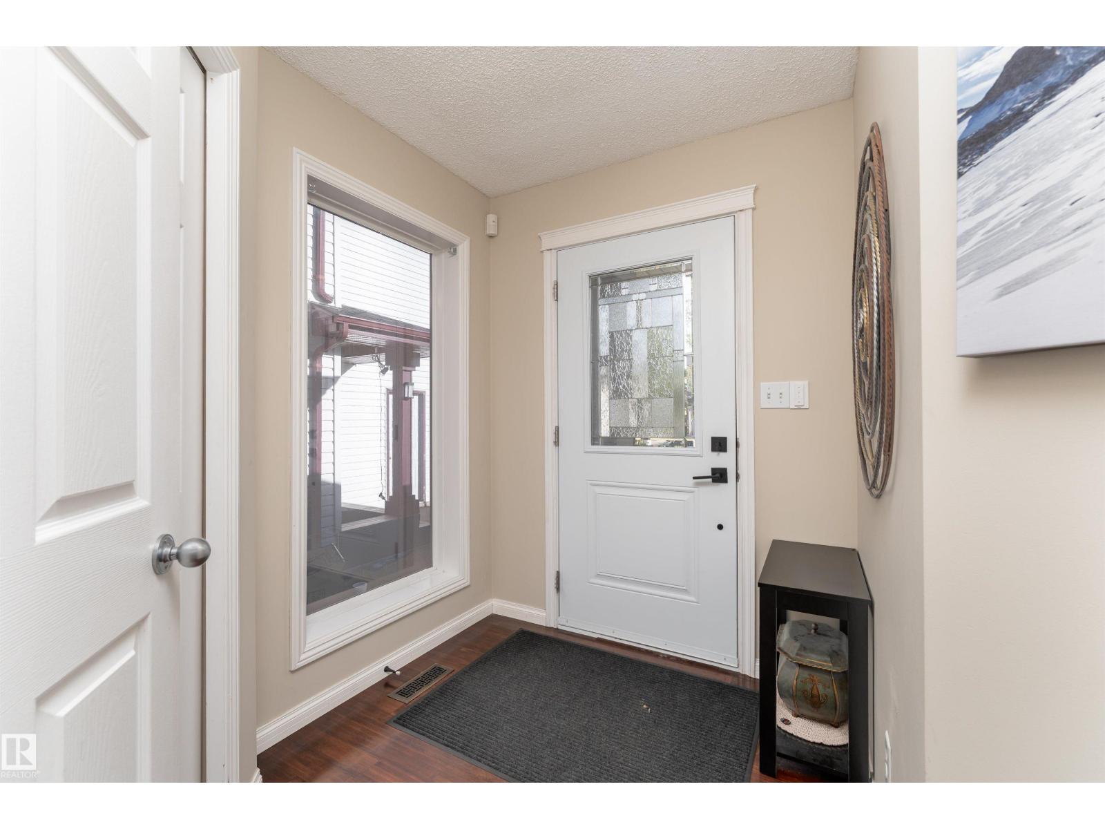 2168 37b Av Nw, Edmonton, Alberta  T6T 1R6 - Photo 2 - E4458405