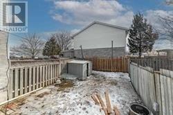 145 Chestnut Street N, Cambridge, Ontario  N3H 2J9 - Photo 9 - X12411814