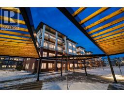 3206, 6 Merganser Drive W Chelsea