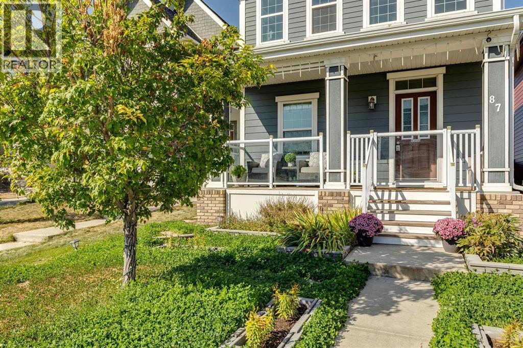 87 Mahogany Grove Se, Calgary, Alberta  T3M 1W9 - Photo 2 - A2257922