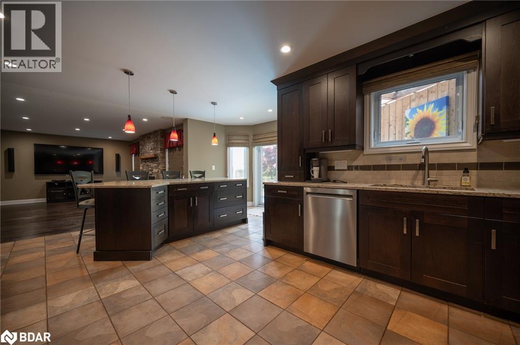 10 Gordon Court, Barrie, Ontario  L4N 7A4 - Photo 10 - 40769159