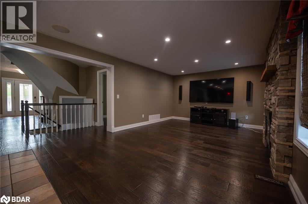 10 Gordon Court, Barrie, Ontario  L4N 7A4 - Photo 11 - 40769159
