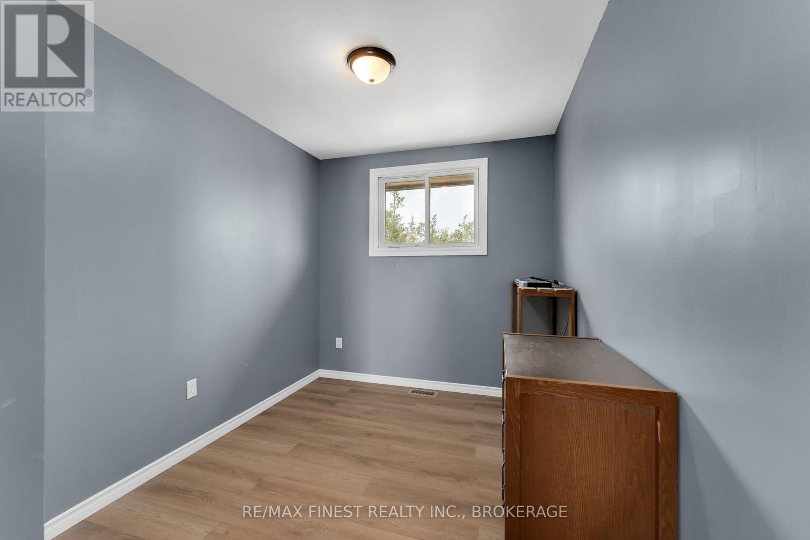 780 Wing Road, Loyalist (Lennox And Addington - South), Ontario  K0H 2H0 - Photo 11 - X12354242