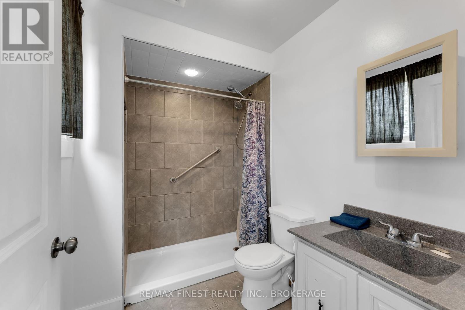 780 Wing Road, Loyalist (Lennox And Addington - South), Ontario  K0H 2H0 - Photo 15 - X12354242