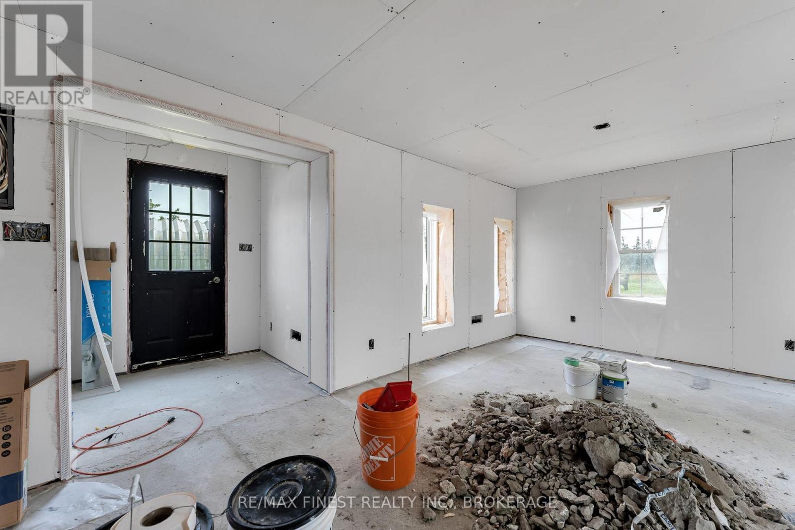 780 Wing Road, Loyalist (Lennox And Addington - South), Ontario  K0H 2H0 - Photo 21 - X12354242