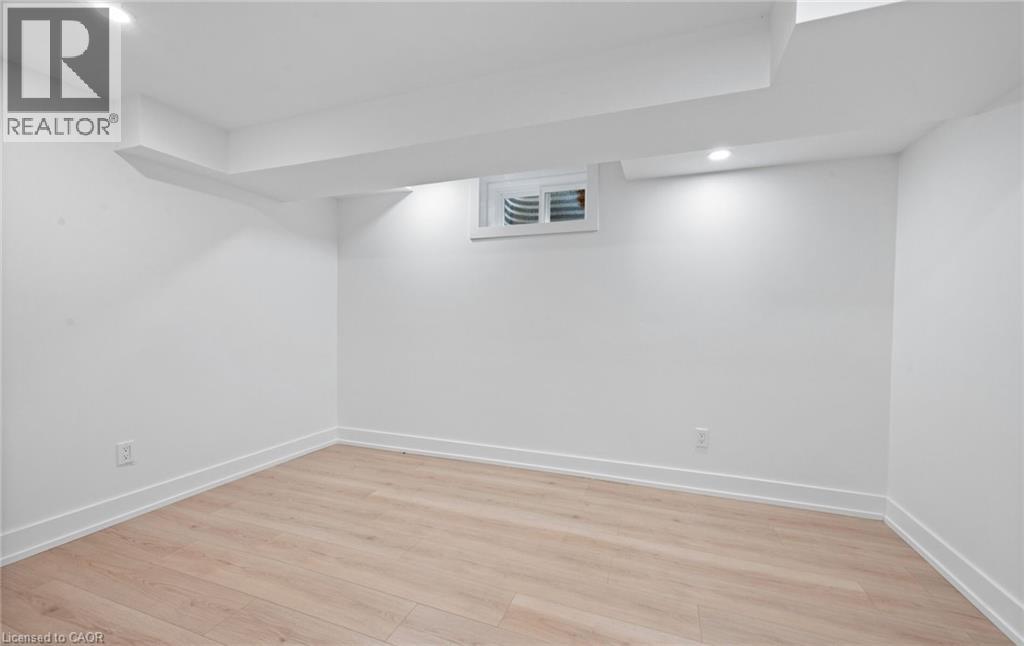 105 Lilacside Drive, Hamilton, Ontario  L8V 2L8 - Photo 47 - 40771500