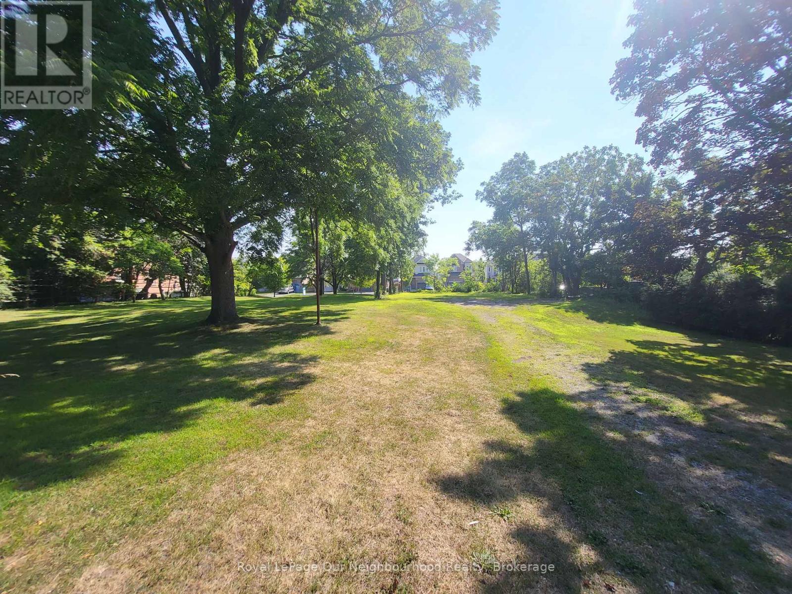 58 Redfern Crescent, Clarington, Ontario  L1C 2M6 - Photo 2 - E12413458
