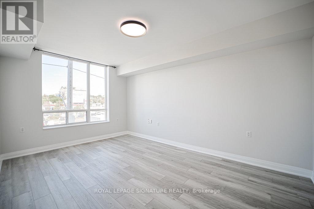 309 - 1750 Bayview Avenue, Toronto, Ontario  M4G 4H6 - Photo 9 - C12412006