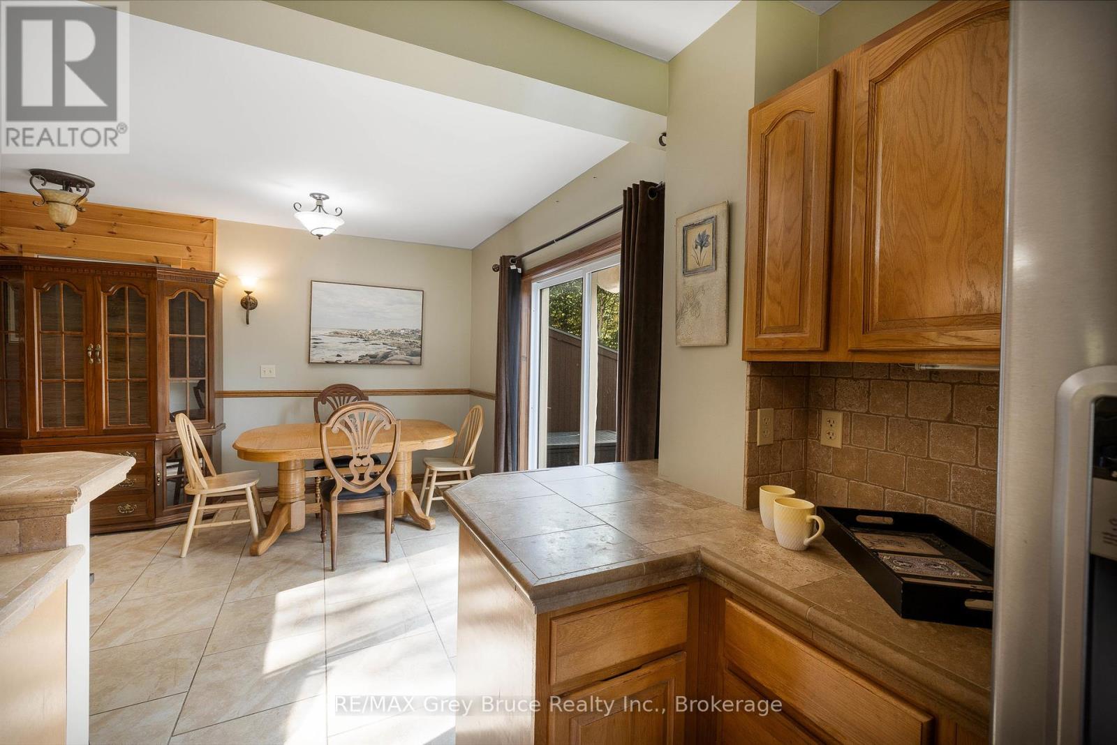 7011 Highway 6, Northern Bruce Peninsula, Ontario  N0H 2R0 - Photo 15 - X12413523