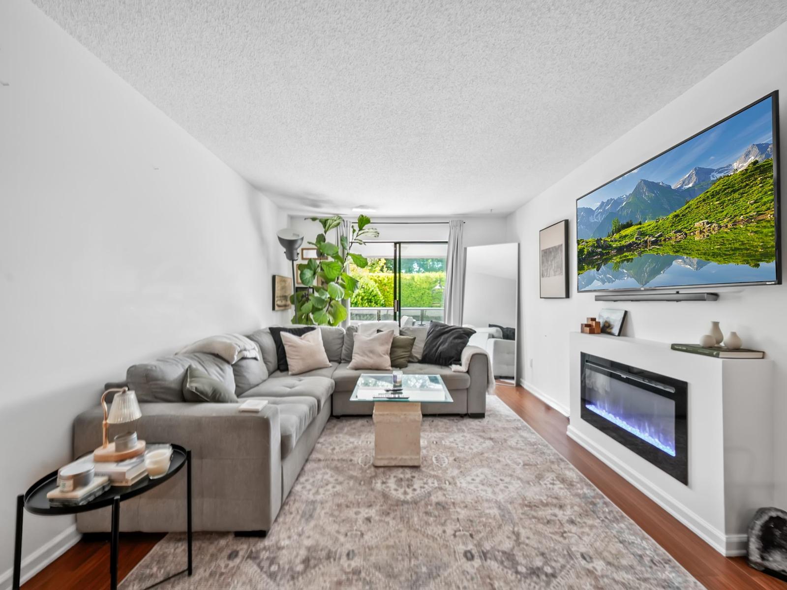 111 1341 George Street, White Rock, British Columbia  V4B 4A1 - Photo 3 - R3049737