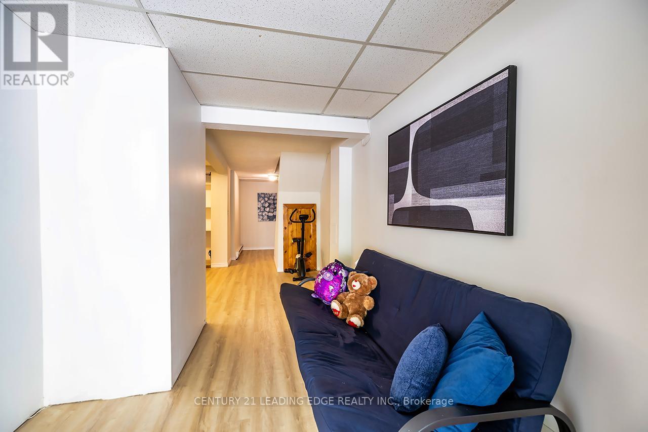 19 - 350 Camelot Court, Oshawa, Ontario  L1G 6P7 - Photo 13 - E12413407