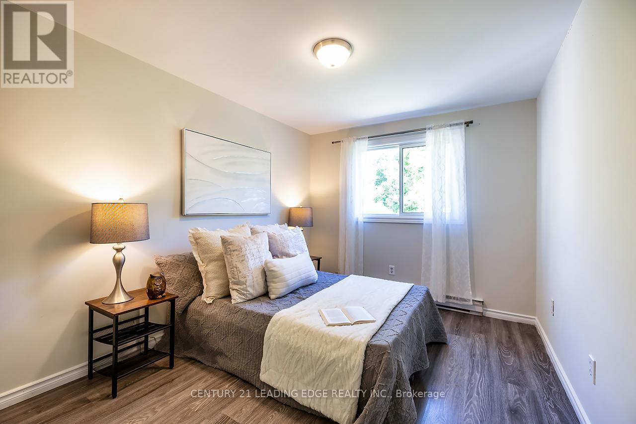 19 - 350 Camelot Court, Oshawa, Ontario  L1G 6P7 - Photo 7 - E12413407