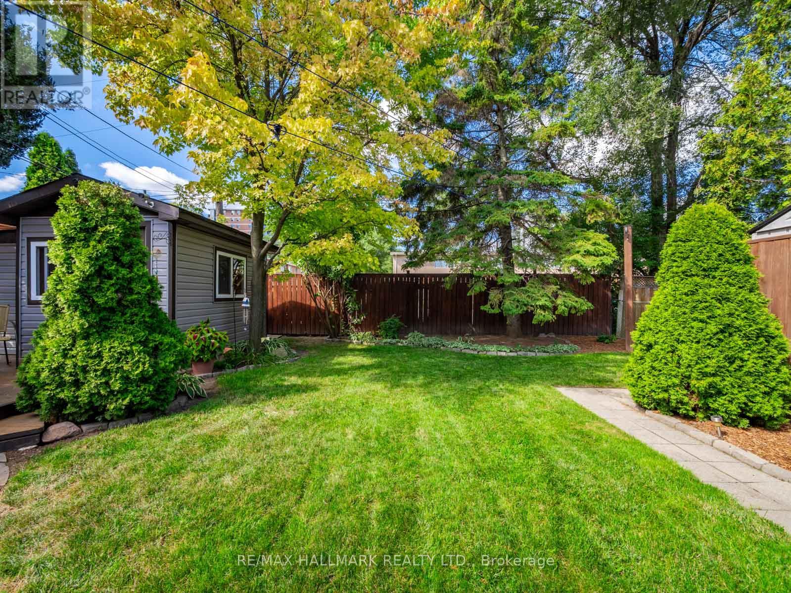 60 Greylawn Crescent, Toronto, Ontario  M1R 2V6 - Photo 35 - E12413434