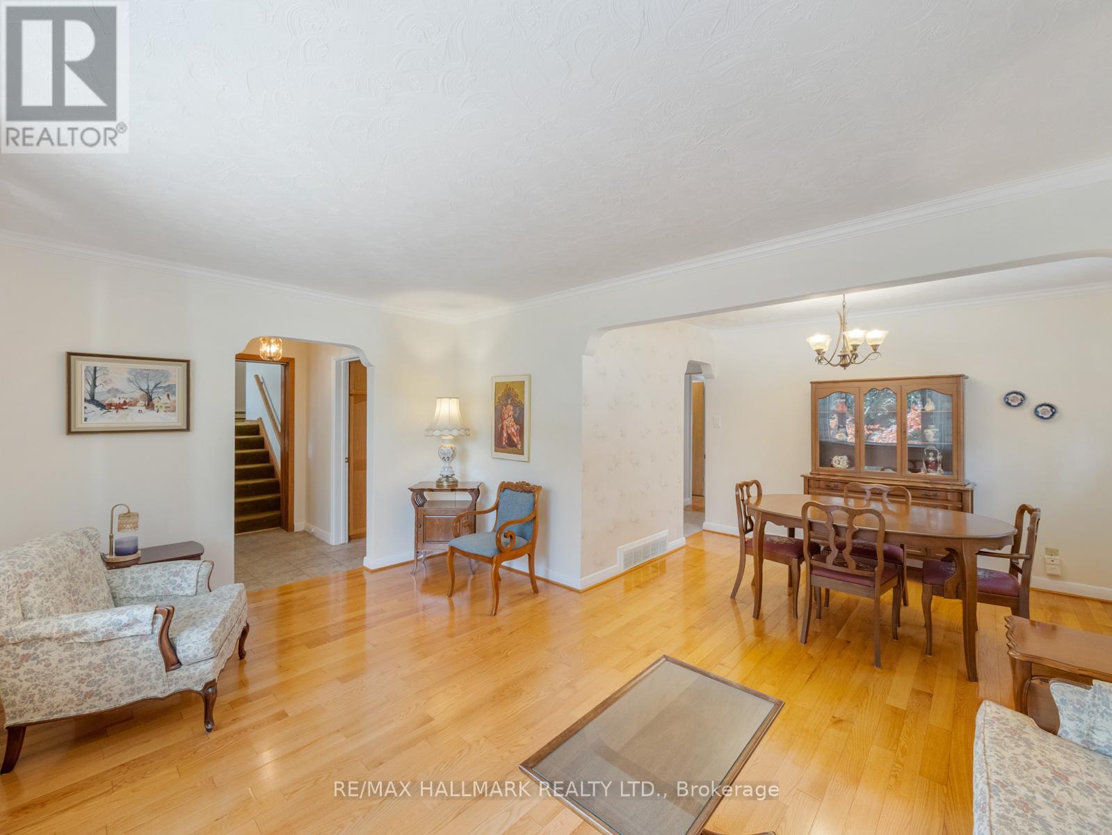 60 Greylawn Crescent, Toronto, Ontario  M1R 2V6 - Photo 9 - E12413434
