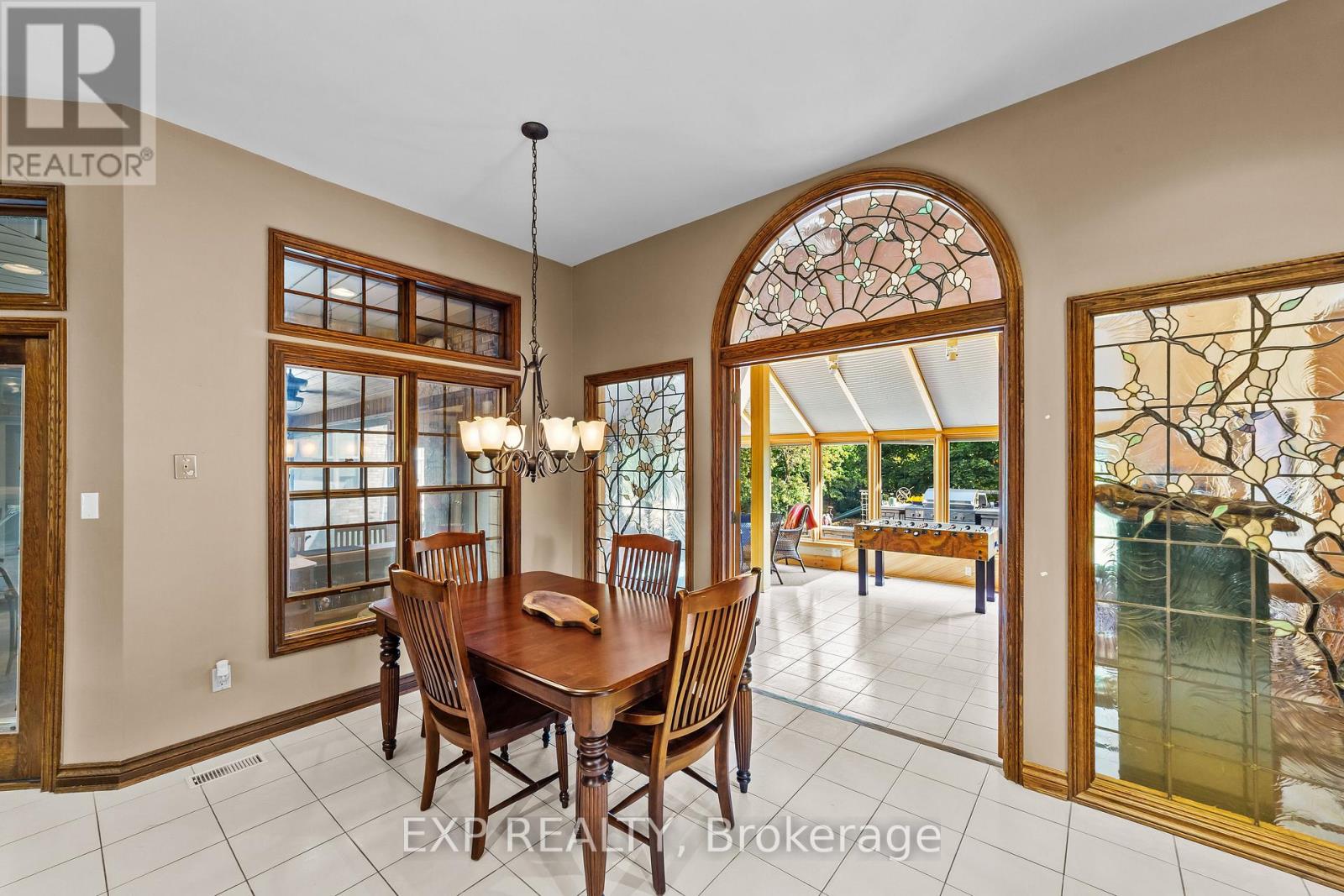 569 Franklinway Gate, London North, Ontario  N6G 5C8 - Photo 18 - X12413510