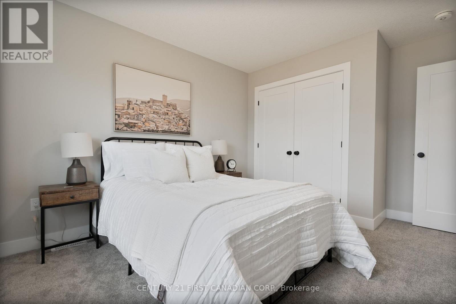 38 Postma Crescent, North Middlesex, Ontario  N0M 1A0 - Photo 27 - X12413555